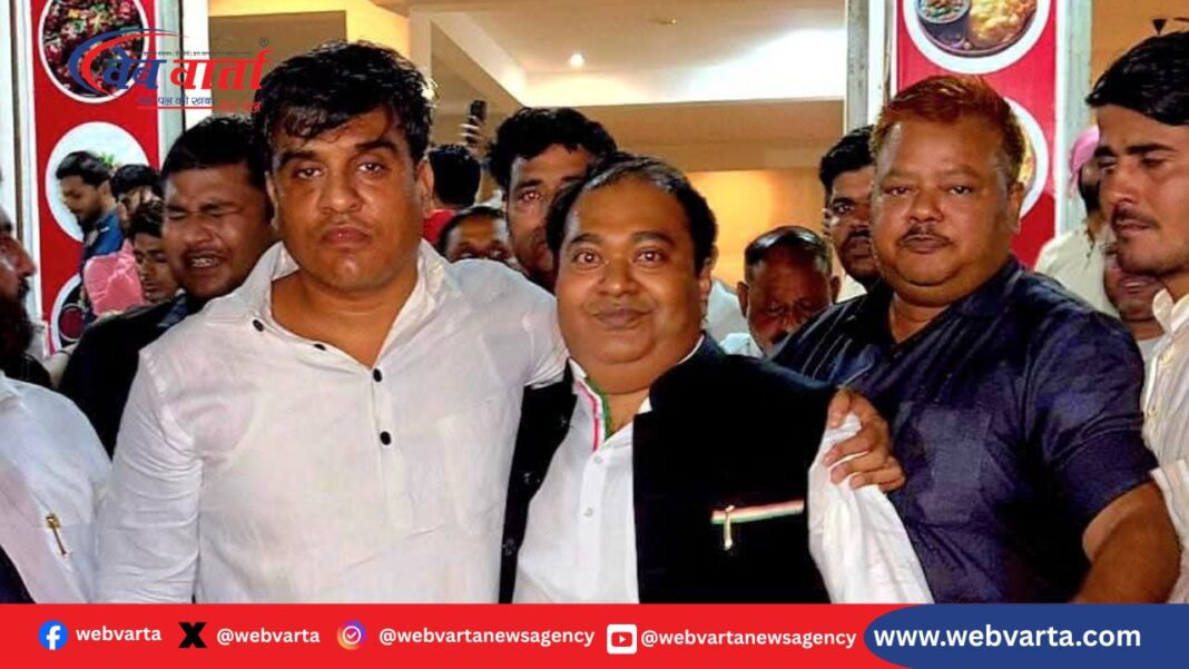 बलरामपुर में इरफान सोलंकी रिहाई पर समर्थक उत्सव