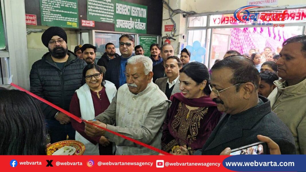 Jagadhri Hospital, Yoga Garden, Blood Donation Camp, Haryana Health News, Public Health जगाधरी सिविल अस्पताल में योग वाटिका का उद्घाटन करते विधायक घनश्याम दास अरोड़ा