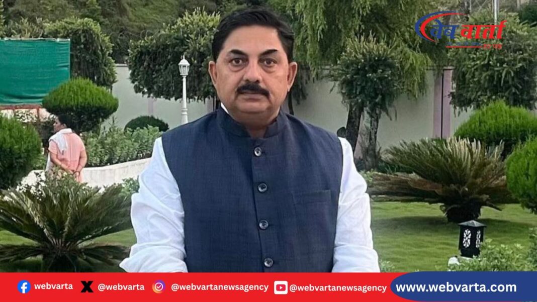 bjp-spokesperson-sn-singh-says-some-people-like-kalnemi-hurting-civilization-deoria देवरिया में भाजपा प्रवक्ता एस.एन. सिंह प्रेस वार्ता