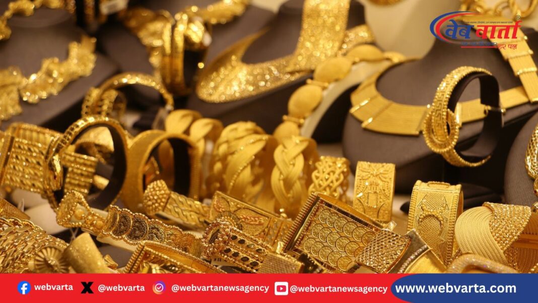 gold jewellery2 महंगाई से सुहाग की परंपराओं पर असर, सोना और चांदी के दाम रिकॉर्ड स्तर पर
