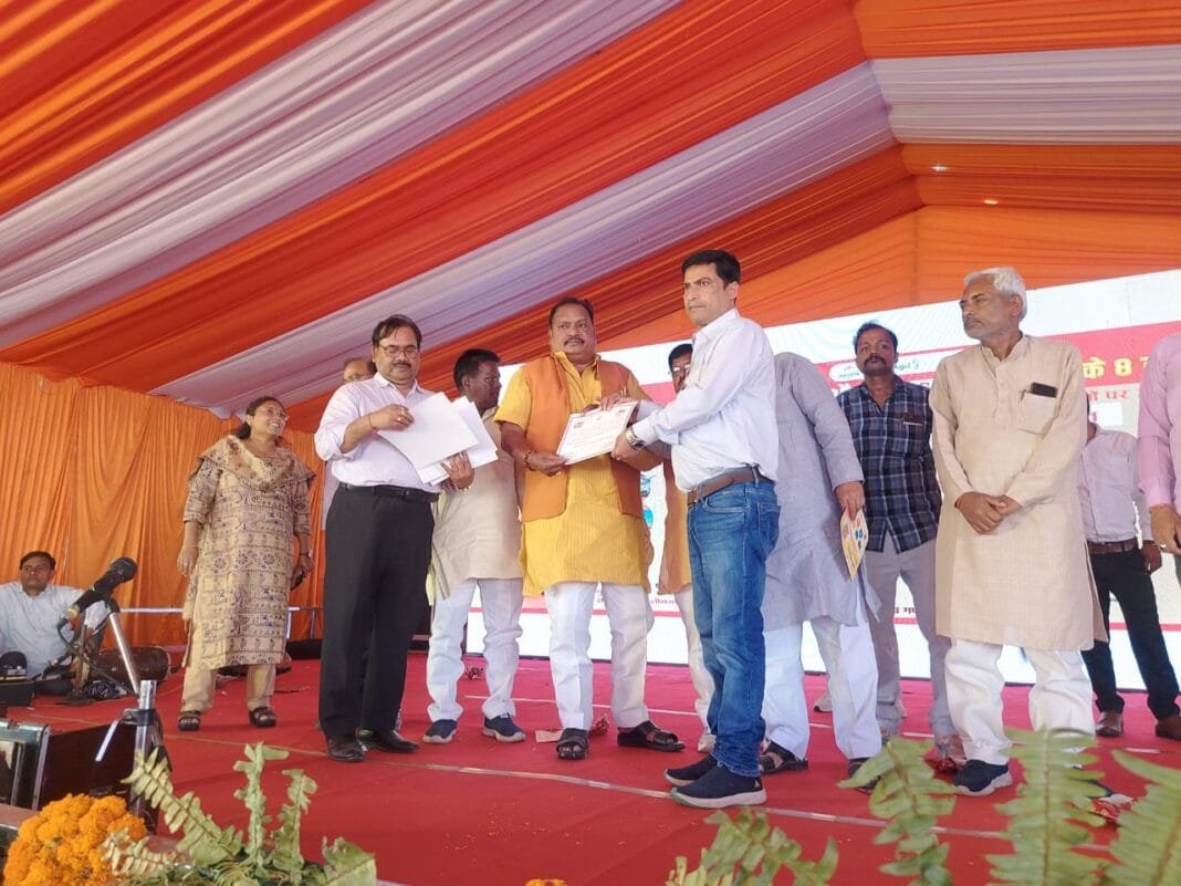 On the second day in Kushinagar, on the achievement of the Uttar Pradesh government in eight years, the MLC said that Uttar Pradesh has emerged as a prosperous state