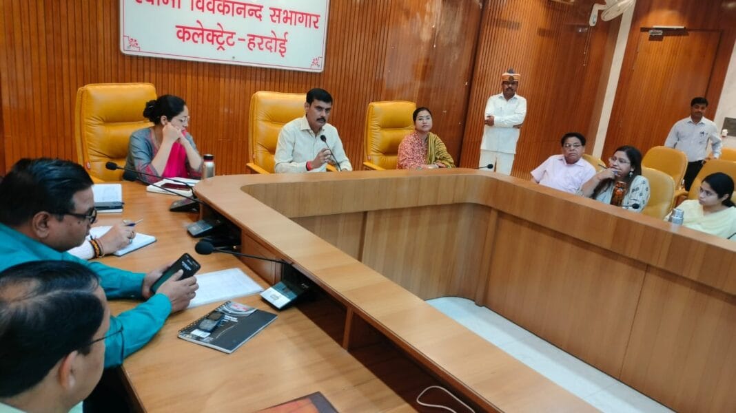 DM directed the District School Inspector to investigate schools that increase fees without permission