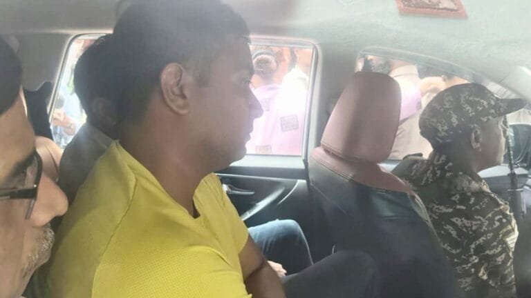 छत्तीसगढ़ शराब घोटाला: पूर्व सीएम भूपेश बघेल के बेटे चैतन्य को ईडी ने किया गिरफ्तार