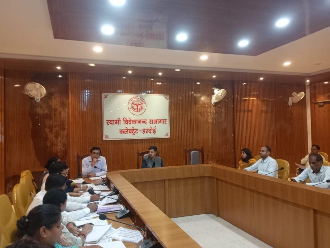 हरदोई :15 अगस्त तक रानी लक्ष्मीबाई योजना के भुगतान सुनिश्चित करने के डीएम ने दिये निर्देश