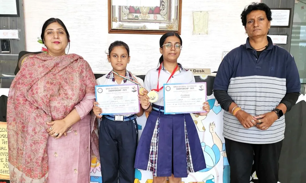 Samiha and Vanisha won gold medals in the Open National Taekwondo Championship