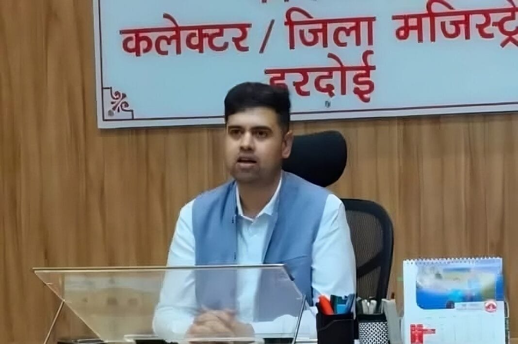 सीएम डैशबोर्ड रैंकिंग में हरदोई की सफलता, प्रदेश में चौथा स्थान