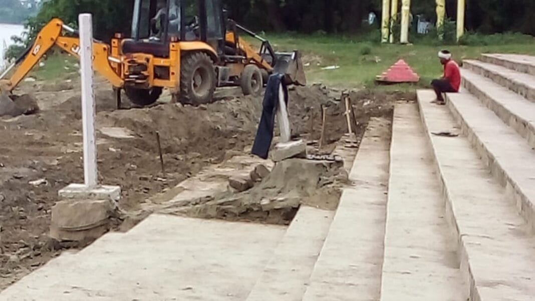 राप्ती नदी घाटों पर कांवड़ यात्रा के लिए साफ-सफाई और व्यवस्थाएं