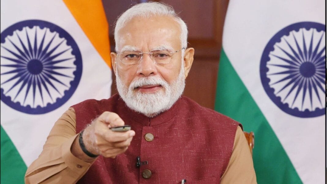 narendra modi2 पीएम मोदी गुजरात दौरे पर विकास परियोजनाओं का उद्घाटन करेंगे