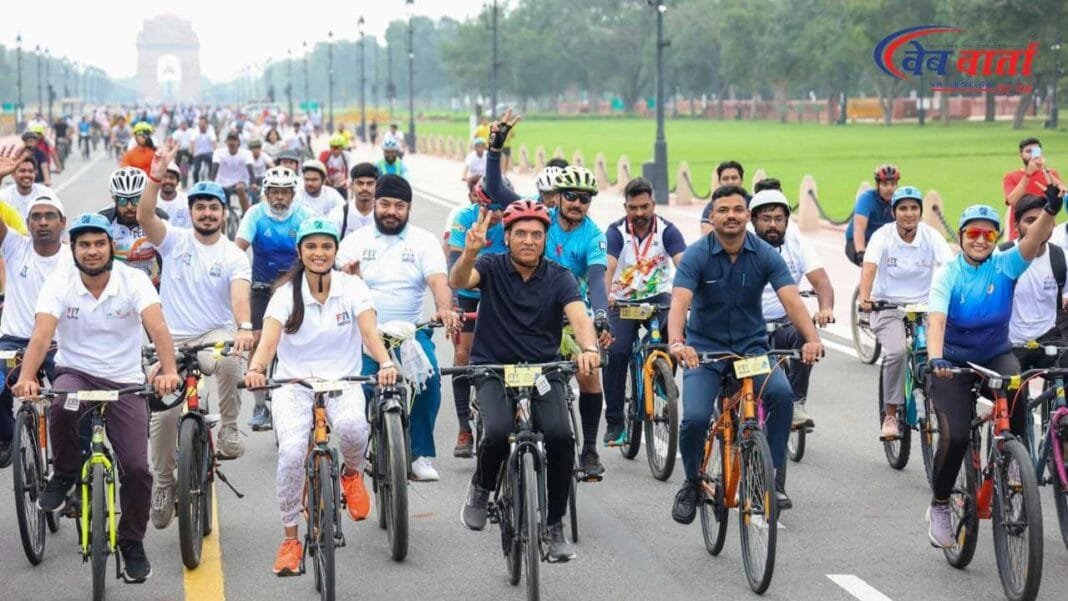 दिल्ली में फिट इंडिया संडे ऑन साइकिल अभियान मनसुख मांडविया