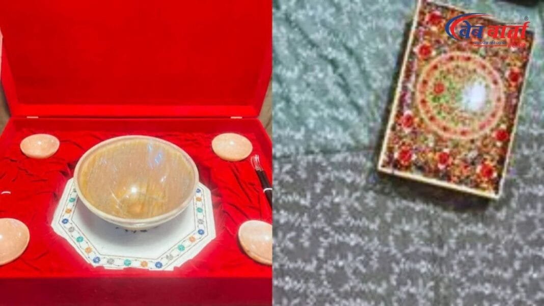 पीएम मोदी ने जापान के प्रधानमंत्री शिगेरू इशिबा को कीमती मूनस्टोन बाउल और पत्नी को पश्मीना शॉल भेंट की