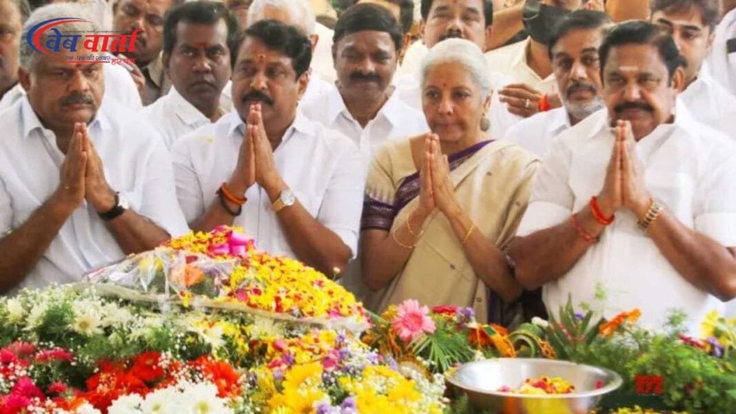 निर्मला सीतारमण ने जी. के. मूपनार को श्रद्धांजलि अर्पित की