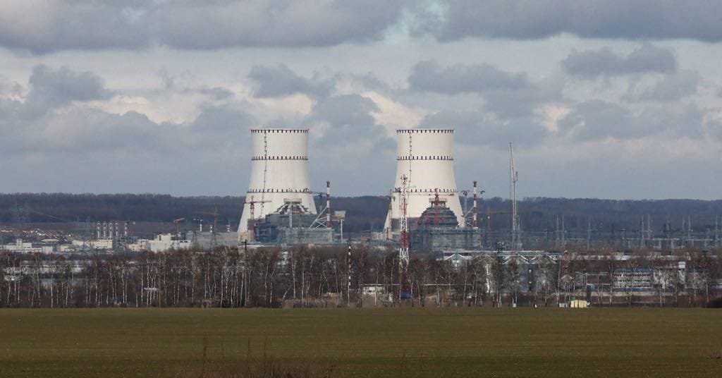 यूक्रेन के ड्रोन हमले से रूस के कुर्स्क परमाणु संयंत्र में लगी आग