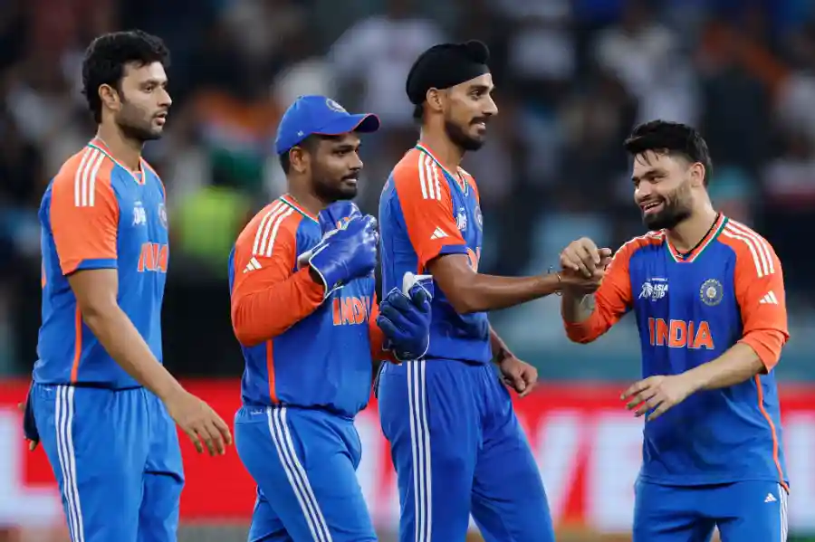 Asia Cup_ India beat Sri Lanka in Super Over win on the first ball! Asia Cup: India beat Sri Lanka in Super Over, win on the first ball!