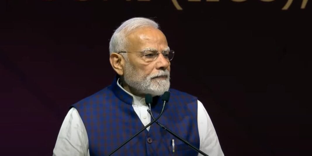 प्रधानमंत्री नरेंद्र मोदी सेमिकॉन इंडिया 2025 का उद्घाटन समारोह में