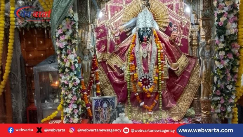 सोनीपत चण्डी माँ महाकाली मंदिर में नवरात्रि की सजावट