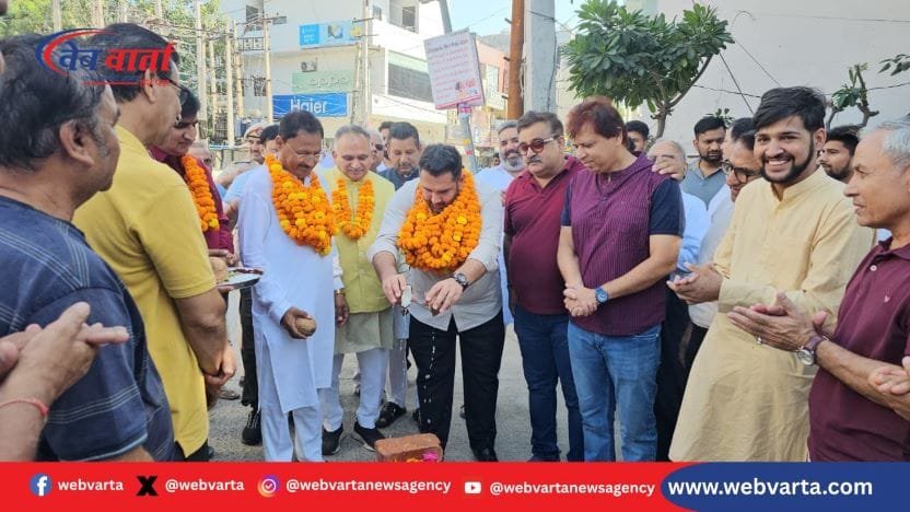 sonipat-development-works-378-crore-inauguration-nikhil-madan-rajiv-jain सोनीपत विकास कार्य शुभारंभ विधायक निखिल मदान मेयर राजीव जैन नारियल तोड़ना