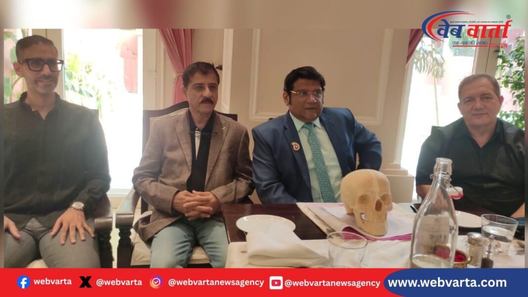 Surgeon IGCS चौथी बैठक लखनऊ आगरा 2025 डॉ. राजीव अग्रवाल डॉ. तैमूर अल बुलुशी