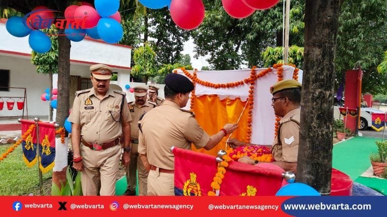 हरदोई SP अशोक मीणा गांधी-शास्त्री जयंती श्रद्धांजलि