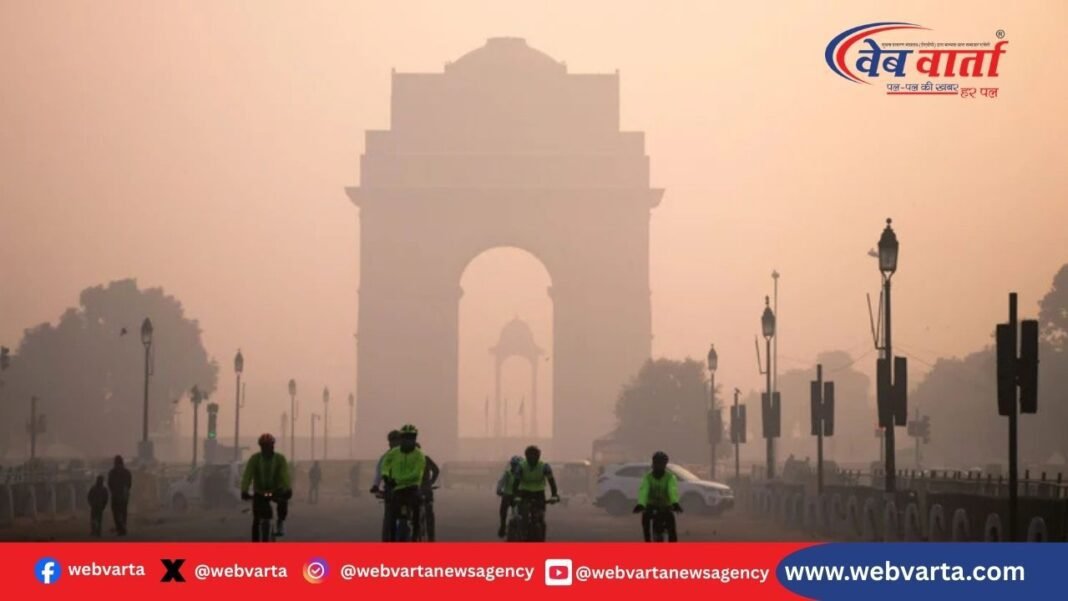 दिल्ली में शीतलहर और घना कोहरा, न्यूनतम तापमान 3.8 डिग्री सेल्सियस, IMD अलर्ट