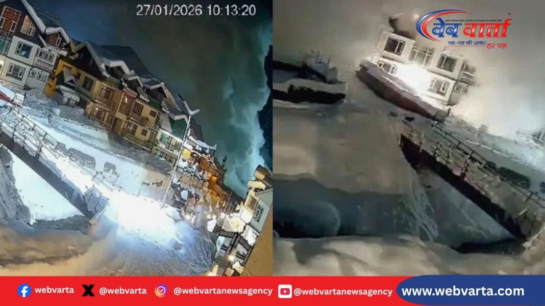 सोनमर्ग में भारी बर्फबारी के बीच हुआ हिमस्खलन