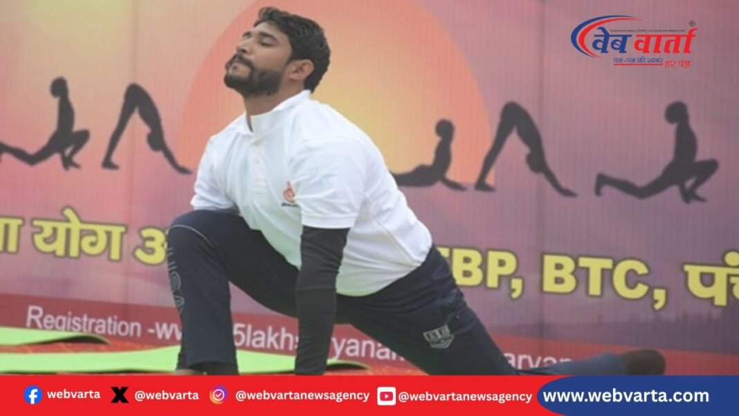 सूर्य नमस्कार अभियान 2026 के तहत योग प्रशिक्षण कार्यक्रम