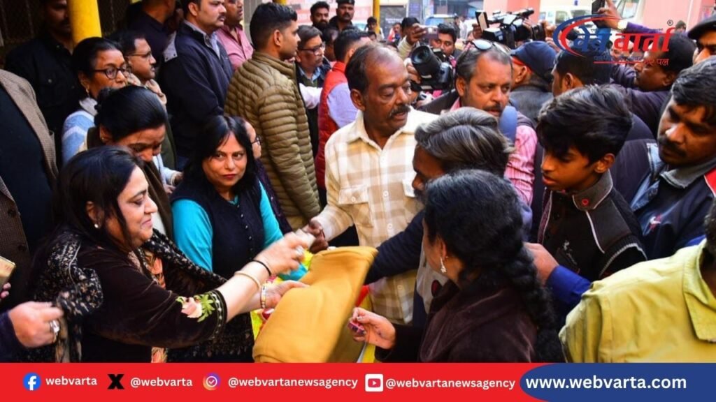 akhilesh das foundation blanket distribution