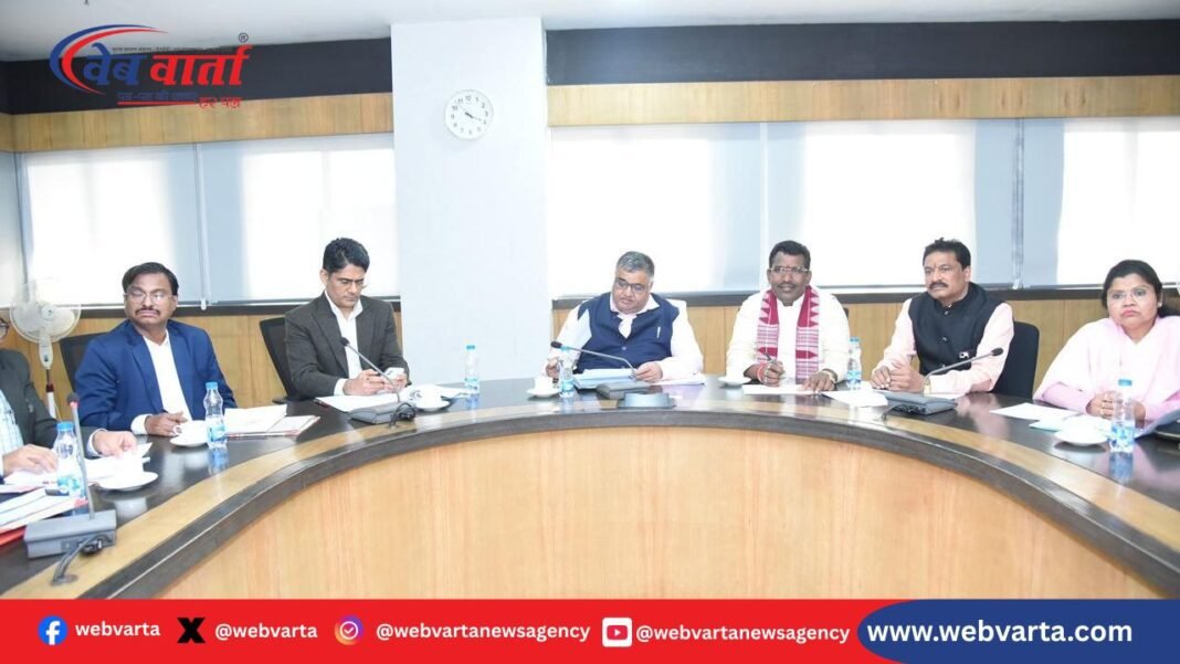 rajim-kumbh-2026-review-update राजिम कुंभ 2026 तैयारियों की समीक्षा करते पर्यटन मंत्री राजेश अग्रवाल