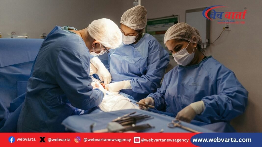 rml-institute-rare-double-uterus-vagina-surgery लोहिया संस्थान में सफल सर्जरी के बाद युवती का नया जीवन
