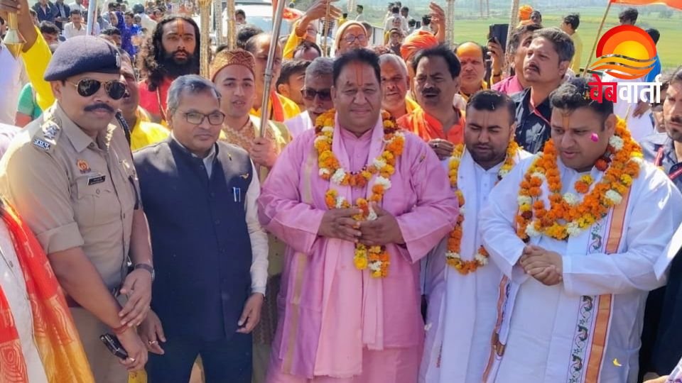 84 कोसी परिक्रमा मार्ग की खराब स्थिति