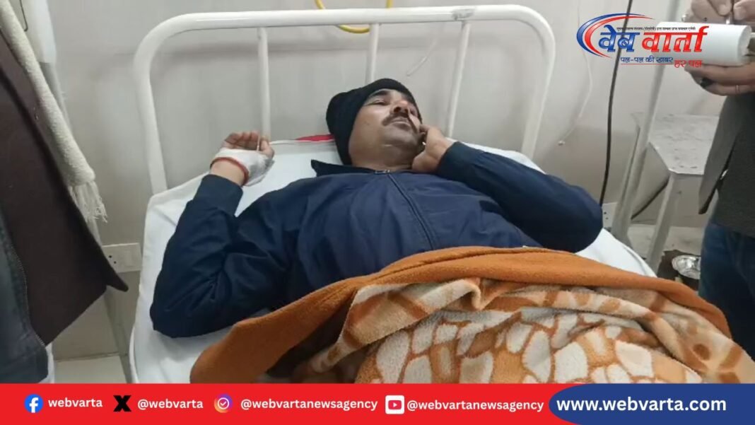 सिद्धार्थनगर में वोटर लिस्ट सत्यापन के दौरान बीएलओ पर हमला