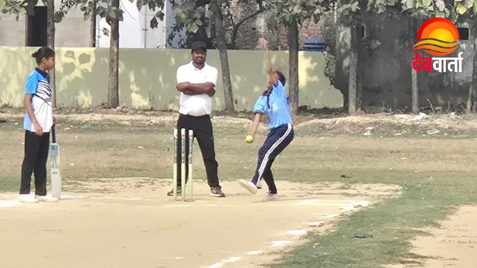 बालिका प्रीमियर लीग 2026 उतरौला कस्तूरबा राइडर्स क्रिकेट मैच बलरामपुर