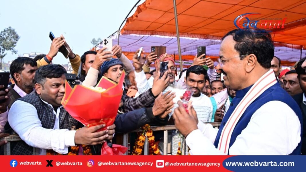 कुशीनगर में केंद्रीय बजट 2026 पर प्रेसवार्ता करते उप मुख्यमंत्री केशव प्रसाद मौर्य