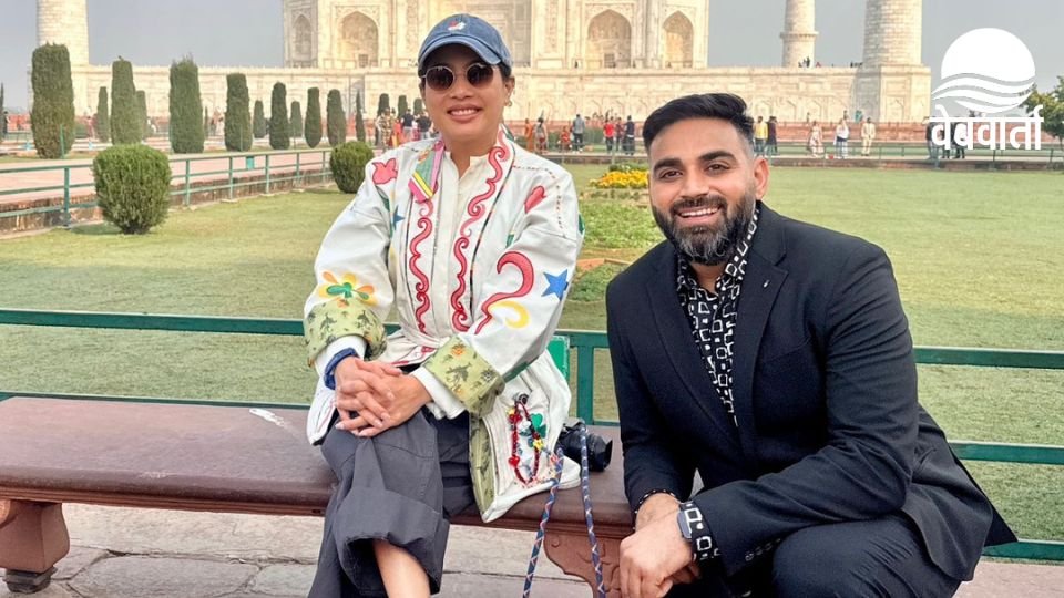 ताजमहल का भ्रमण करती थाईलैंड की राजकुमारी सिरिवन्नावरी नारिरत्ना