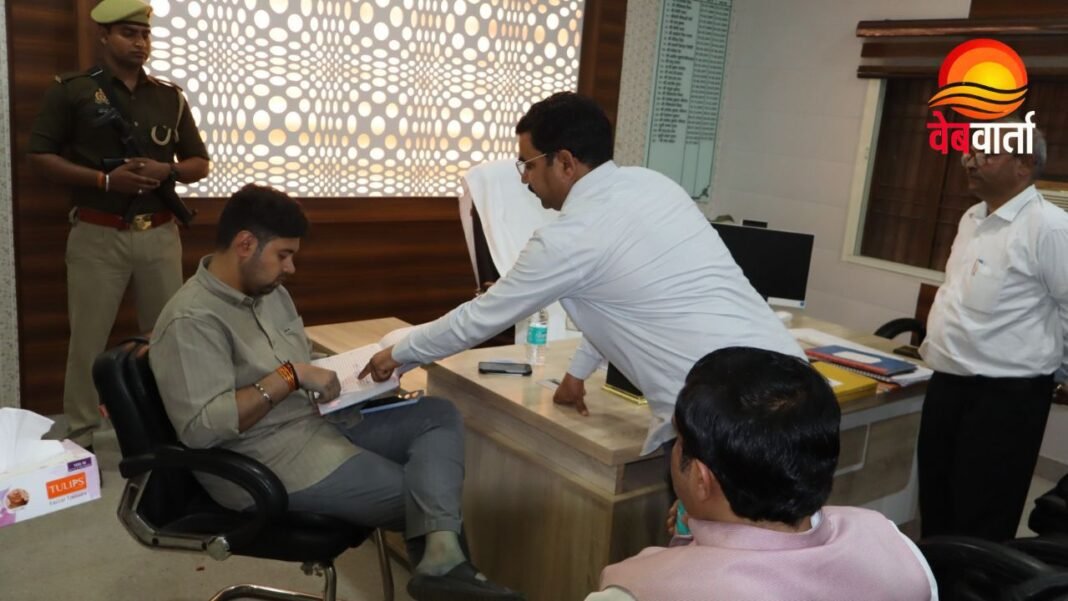 Hardoi Bawan Block Inspection – डीएम अनुनय झा ने बावन ब्लॉक का निरीक्षण किया