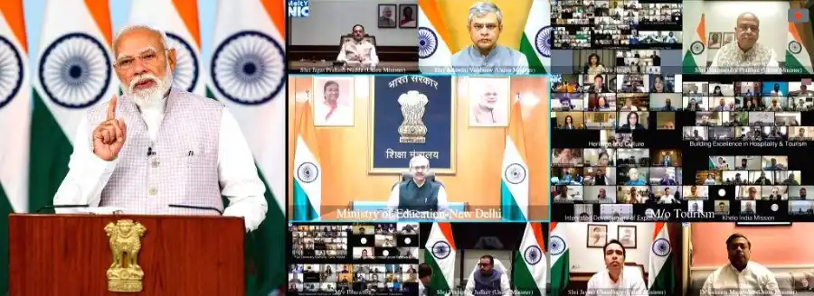 एआई और डिजिटल अर्थव्यवस्था के अनुरूप शिक्षा प्रणाली पर बोलते पीएम मोदी