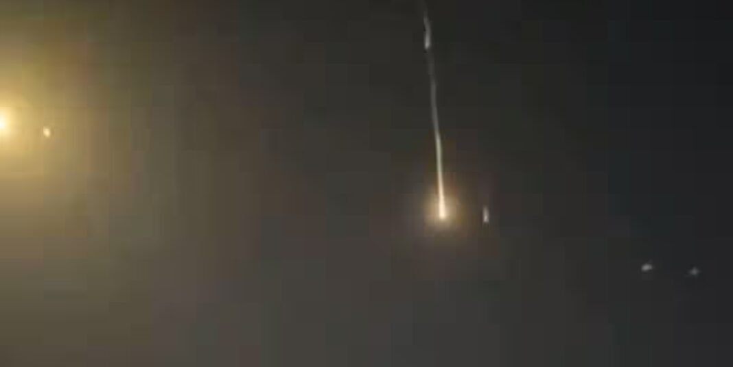 ईरान ने एल्युमिनियम बहरीन को बनाया निशाना, 2 लोग हुए घायल, कंपनी ने किया फोर्स मेज्योर घोषित