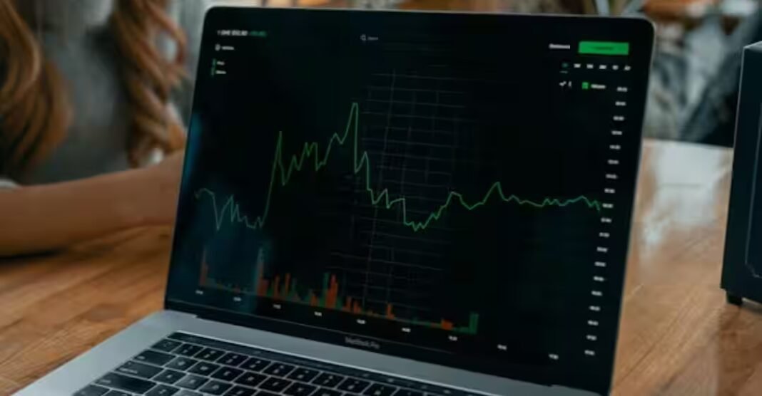 मिडिल ईस्ट तनाव भी नहीं रोक पा रहा भारतीय बाजार की रफ्तार, इन वजहों से रॉकेट की तरह भाग रहा शेय