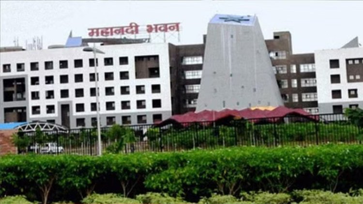 CG News: छत्तीसगढ़ के सरकारी कर्मचारियों के लिए नई सुविधा, वेतन के आधार पर तुरंत मिलेगा लोन