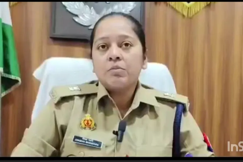 illegal-encroachment-police-team-threat-suicide-attempt