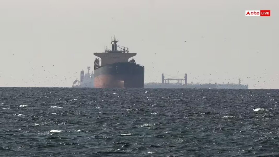 ईरान ने भारतीय टैंकरों पर की ताबड़तोड़ फायरिंग, फिर भी होर्मुज से सुरक्षित निकला 'देश गरिमा'