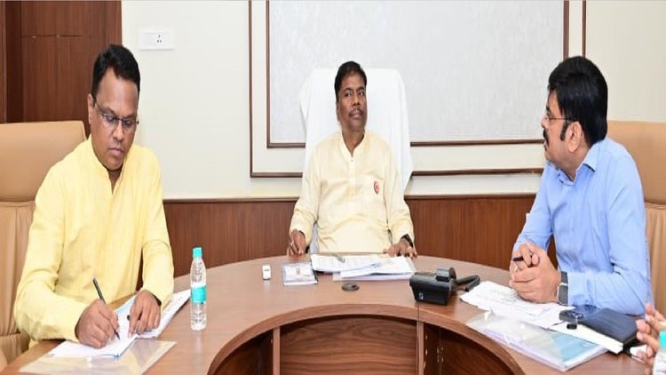 8800 करोड़ के कृषि ऋण का लक्ष्य: मंत्री केदार कश्यप बोले- समितियों में खाद-बीज की कमी न हो, दिए ये निर्देश