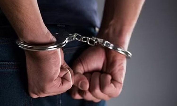 Raipur News: रायपुर में बम सामग्री मिलने के मामले में बड़ा खुलासा, मुख्य आरोपी विनय देवांगन गिरफ्तार