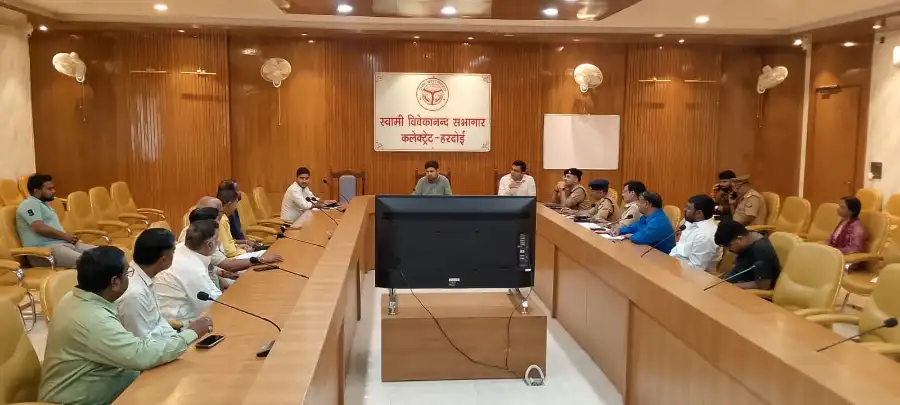 hardoi-jal-jeevan-mission-review-dm-warning