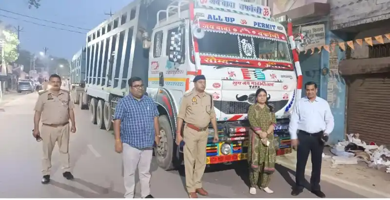 kanpur-overloading-campaign-rto-action-vehicles-fined
