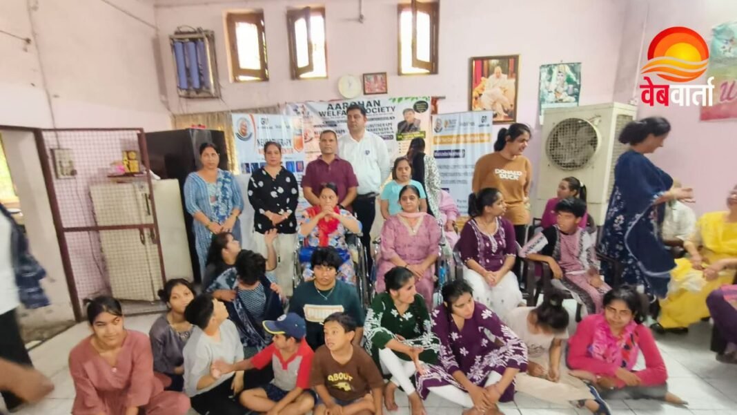 Neurotherapy Awareness Program Jagadhari Neurotherapy Awareness Program के दौरान आरोहण वेलफेयर सोसायटी में आयोजित वेलनेस सत्र