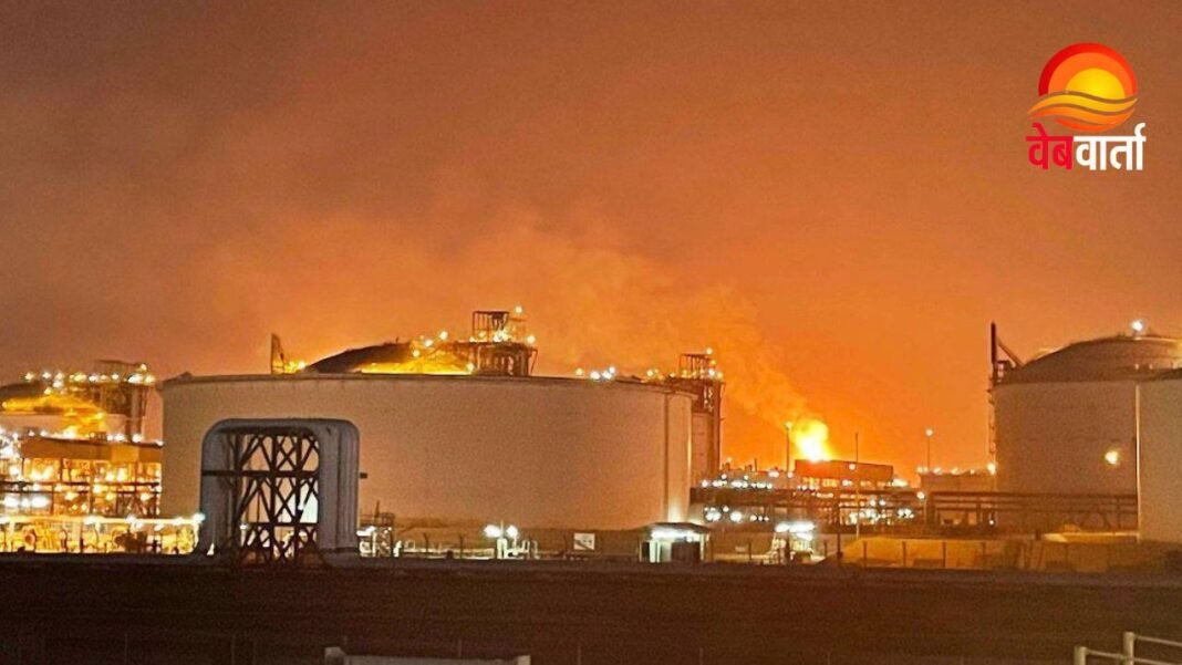Qatar LNG Plant Explosion Ras Laffan Qatar LNG Plant Explosion में रास लाफान गैस प्लांट में हुए धमाके की फाइल फोटो