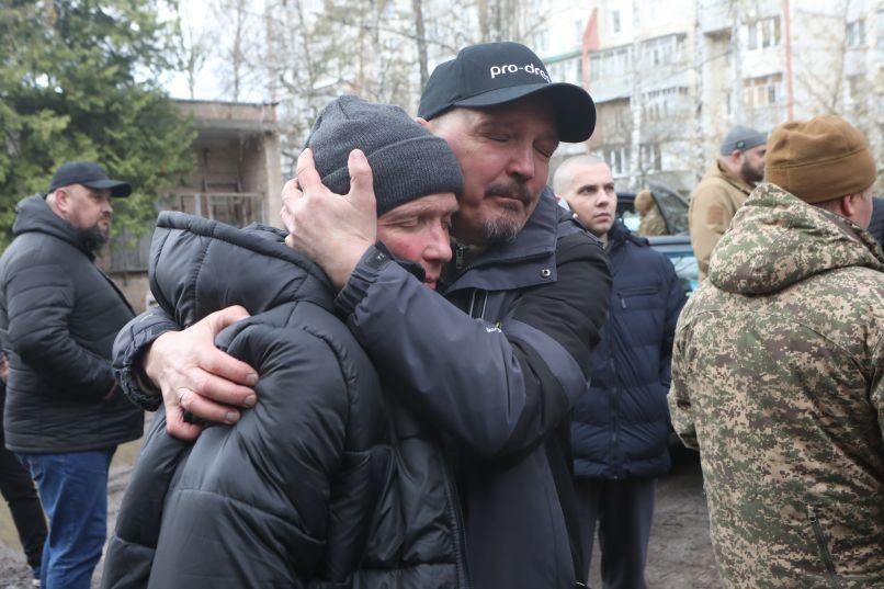 Russia and Ukraine Exchange 160 POWs Each Russia and Ukraine exchange 160 prisoners of war each in latest humanitarian swap