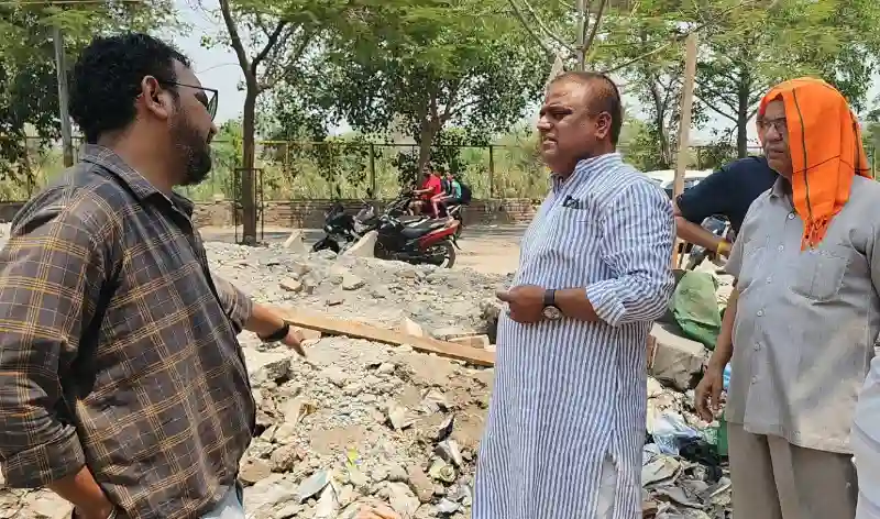 new-ashok-nagar-c-block-inspection-public-works-directions