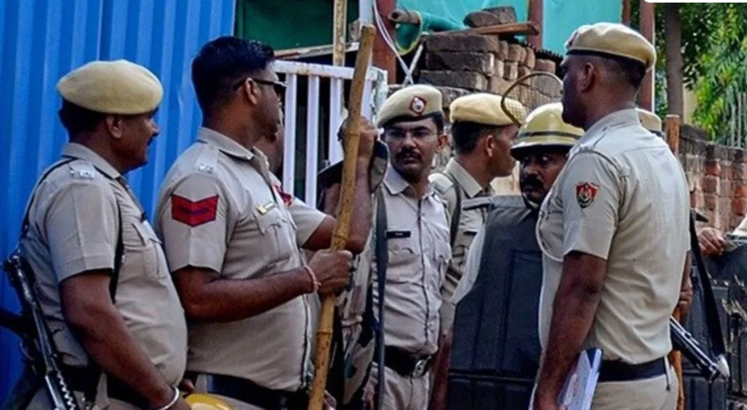 गुरुग्राम में IAF के रिटायर्ड ग्रुप कैप्टन को लोहे की रॉड से पीटा, पार्किंग विवाद में हुआ हमला