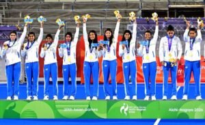 एशियन गेम्स 2026: खत्म हुआ 44 साल का इंतजार, भारतीय महिला हॉकी टीम ने चीन को हराकर जीता गोल्ड मेडल 1 Sports 02